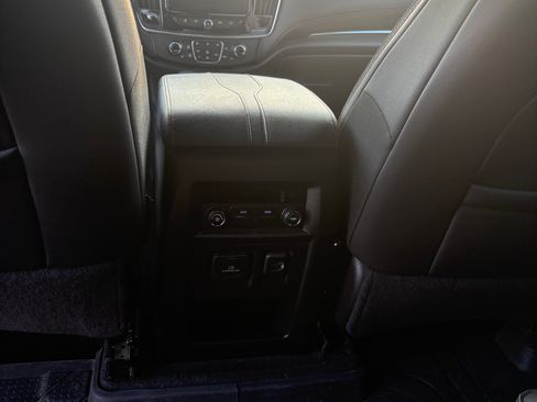 Used 2022 Chevrolet Traverse RS w/ LPO, Floor Liner Package AWD/4WD image 5