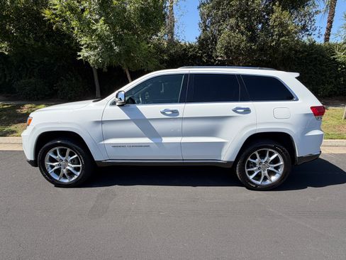 Used 2015 Jeep Grand Cherokee Summit AWD/4WD image 8