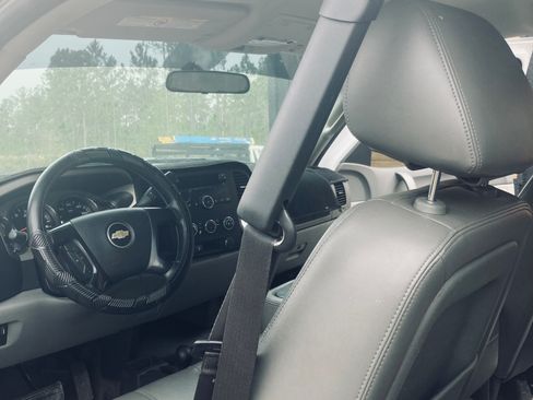 Used 2013 Chevrolet Silverado 2500 W/T AWD/4WD image 18