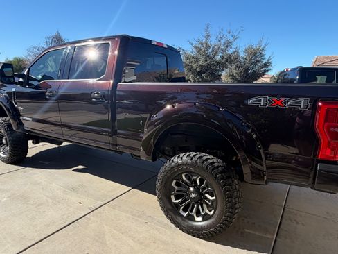 Used 2019 Ford F250 Lariat w/ Lariat Ultimate Package image 5