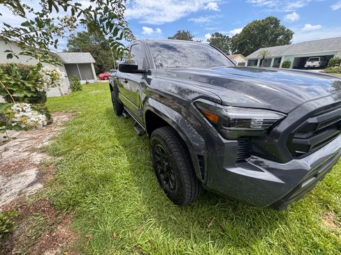 Used 2026 Toyota Tacoma SR5 AWD/4WD image 13