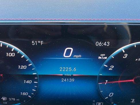 Used 2023 Mercedes-Benz CLA 250 4MATIC image 6