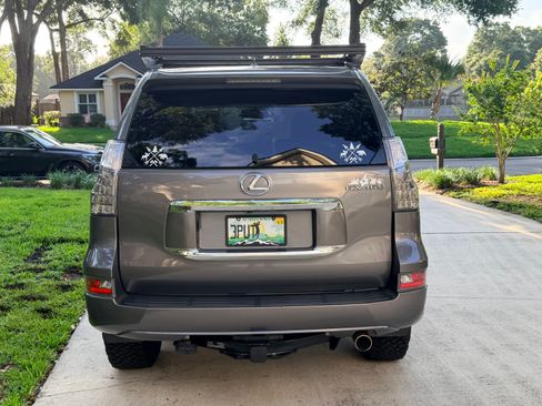 Used 2014 Lexus GX 460 AWD/4WD image 12