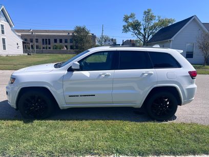 Used 2018 Jeep Grand Cherokee Altitude