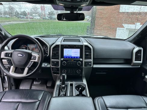 Used 2020 Ford F150 Lariat image 5