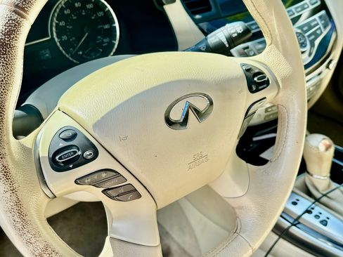 Used 2013 INFINITI JX35 AWD w/ Premium Pkg image 20