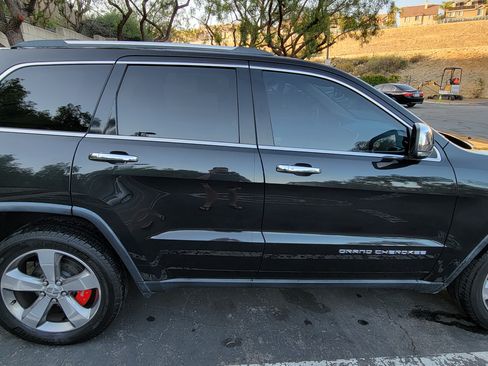 Used 2014 Jeep Grand Cherokee Limited w/ Trailer Tow Group IV image 12