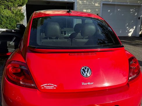 Used 2013 Volkswagen Beetle 2.0T FWD image 6