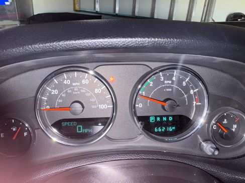 Used 2015 Jeep Wrangler Unlimited Sport w/ Quick Order Package 24S image 16