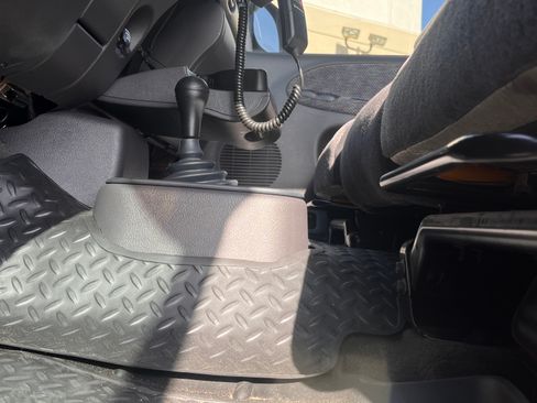 Used 2001 Dodge Ram 2500 Truck 4x4 Quad Cab image 11