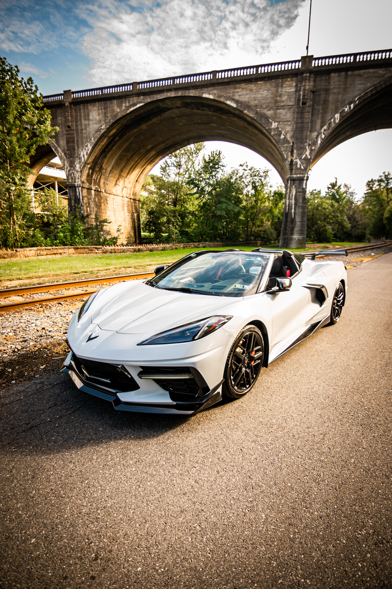 Used 2021 Chevrolet Corvette Stingray Premium Conv w/ Z51 Performance Package RWD image 2