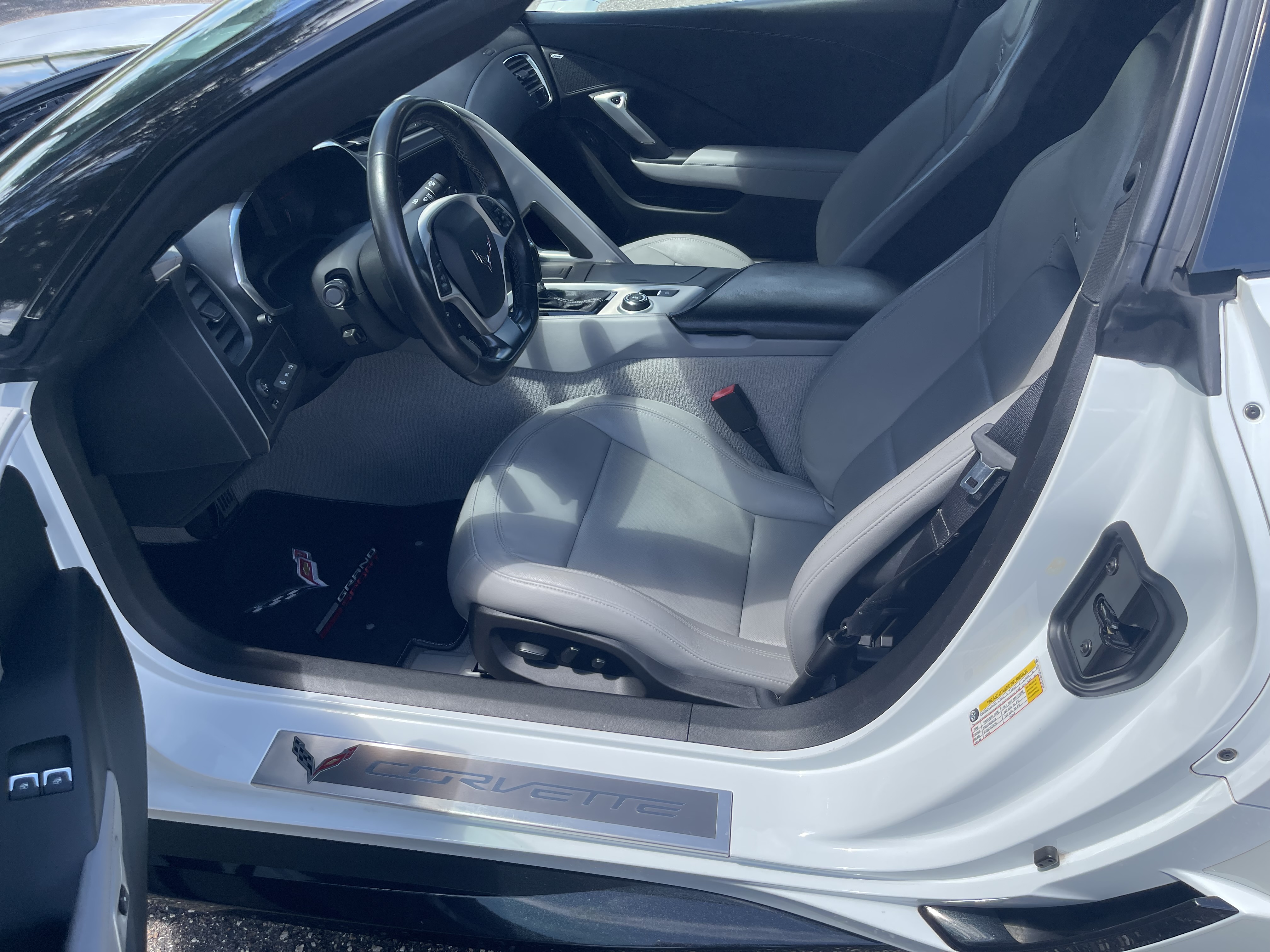 Used 2019 Chevrolet Corvette Grand Sport RWD image 9