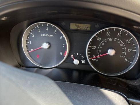 Used 2009 Hyundai Accent GS w/ Premium Pkg 3 FWD image 10
