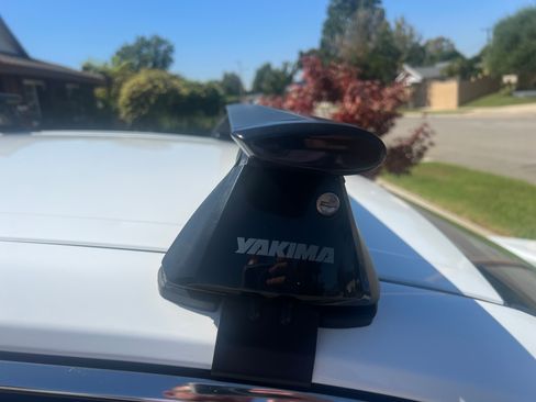 Used 2020 Toyota Camry LE image 8