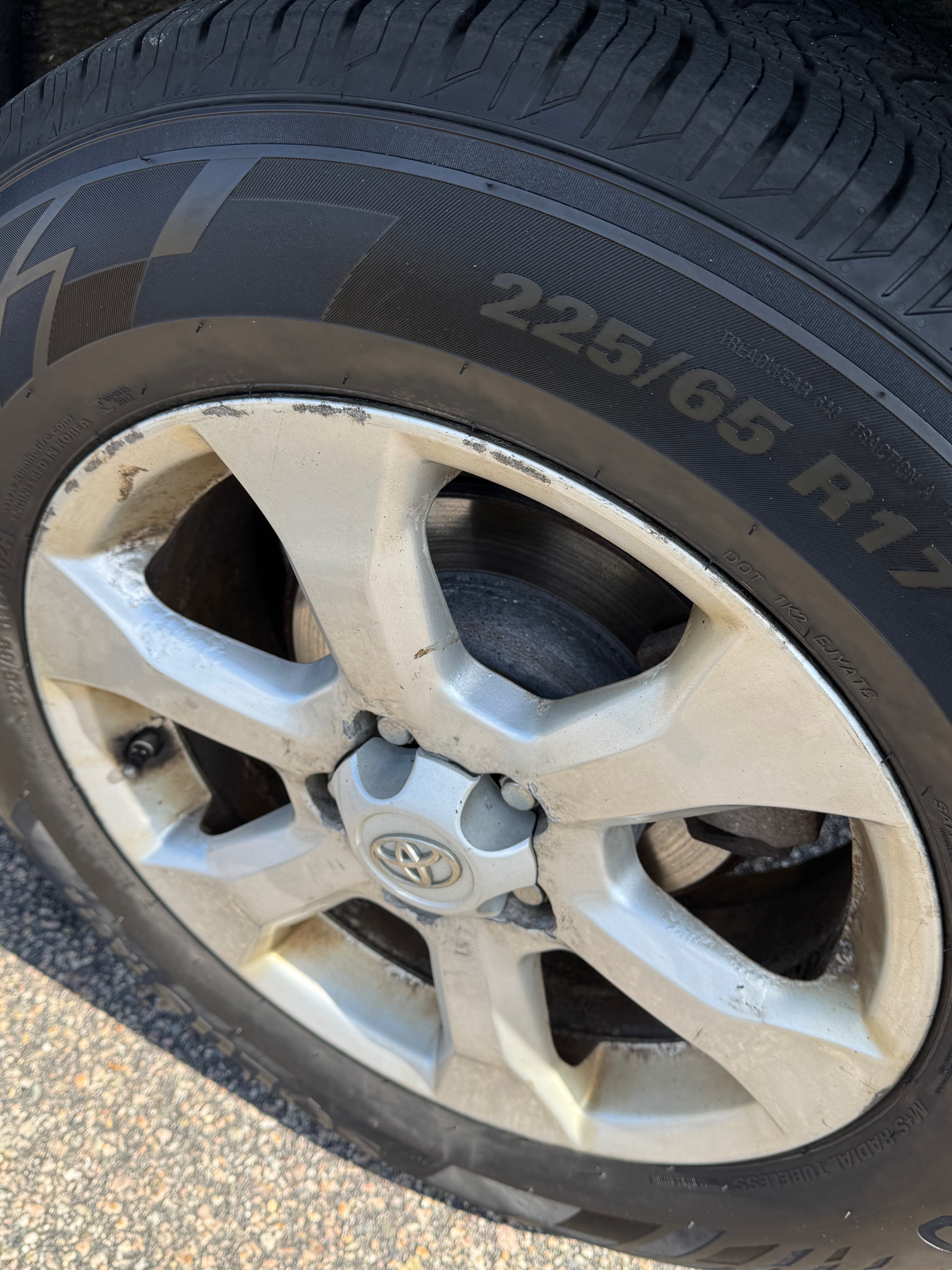 Used 2010 Toyota RAV4 Limited AWD/4WD image 27