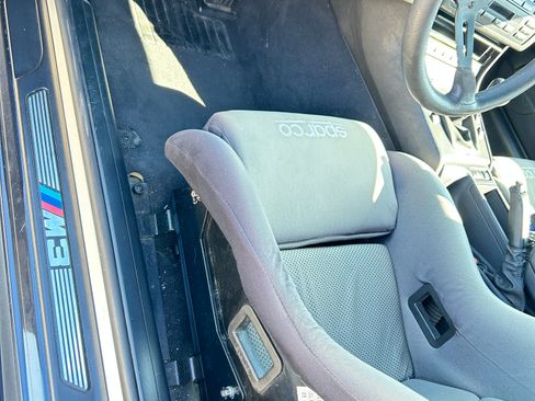 Used 2002 BMW M3 Coupe image 10