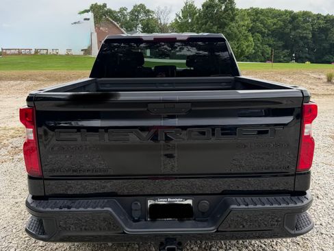 Used 2022 Chevrolet Silverado 1500 Custom w/ Rally Edition AWD/4WD image 4