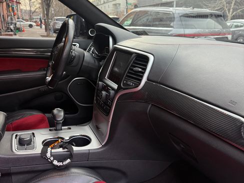 Used 2015 Jeep Grand Cherokee SRT w/ Quick Order Package 26J image 18