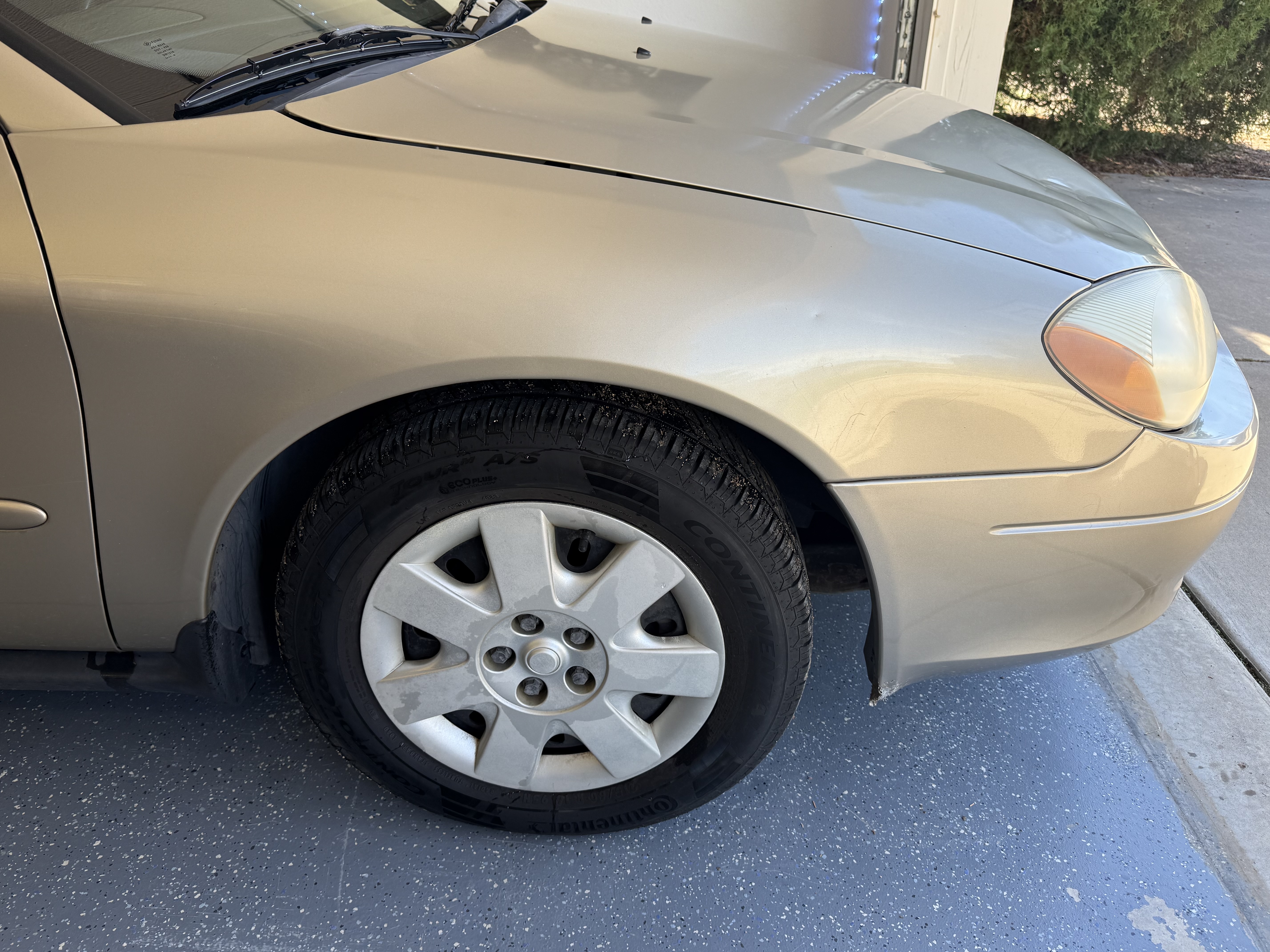 Used 2001 Ford Taurus LX FWD image 26