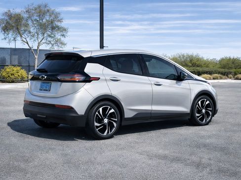 Used 2023 Chevrolet Bolt LT w/ Driver Confidence Package image 2