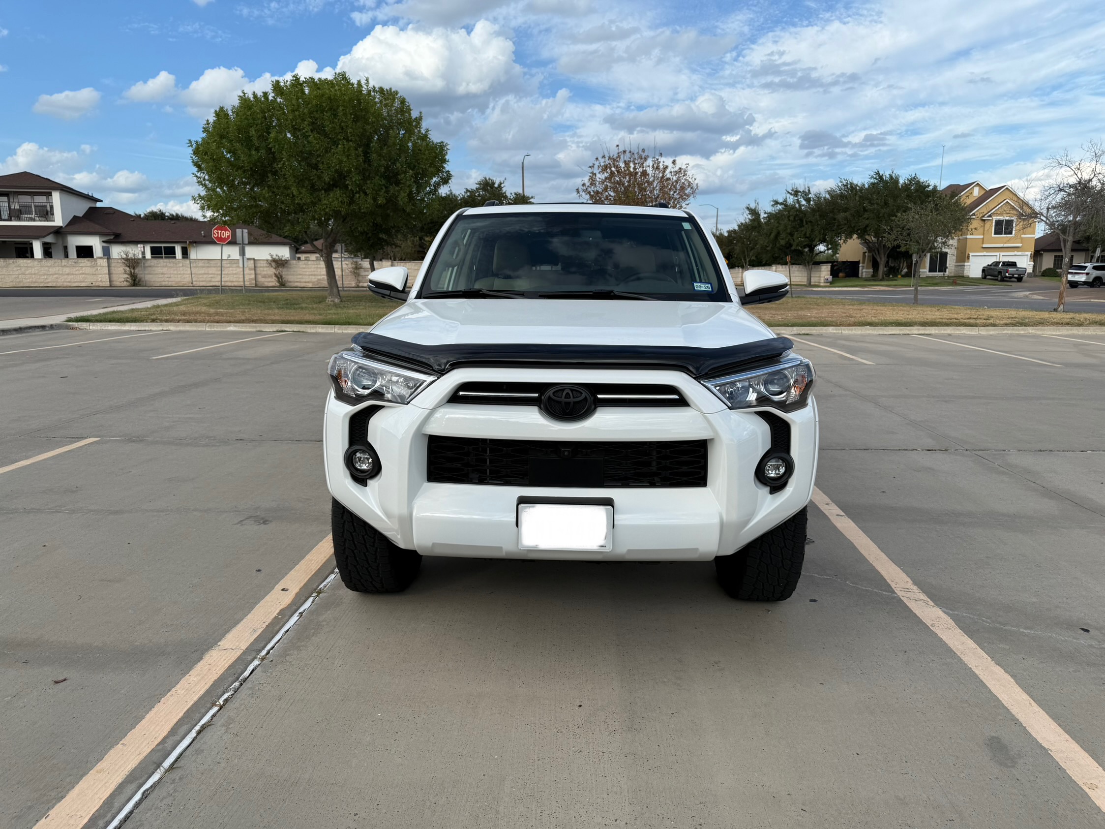 Used 2023 Toyota 4Runner SR5 Premium w/ Moonroof Package AWD/4WD image 2