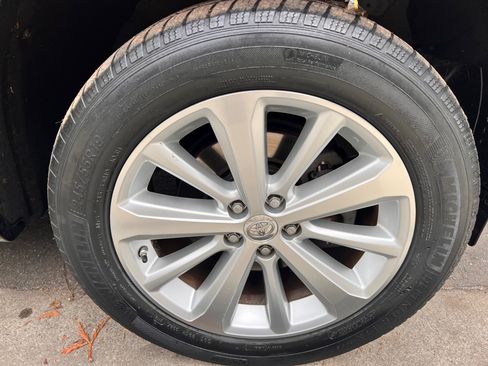 Used 2009 Toyota Highlander Limited image 10