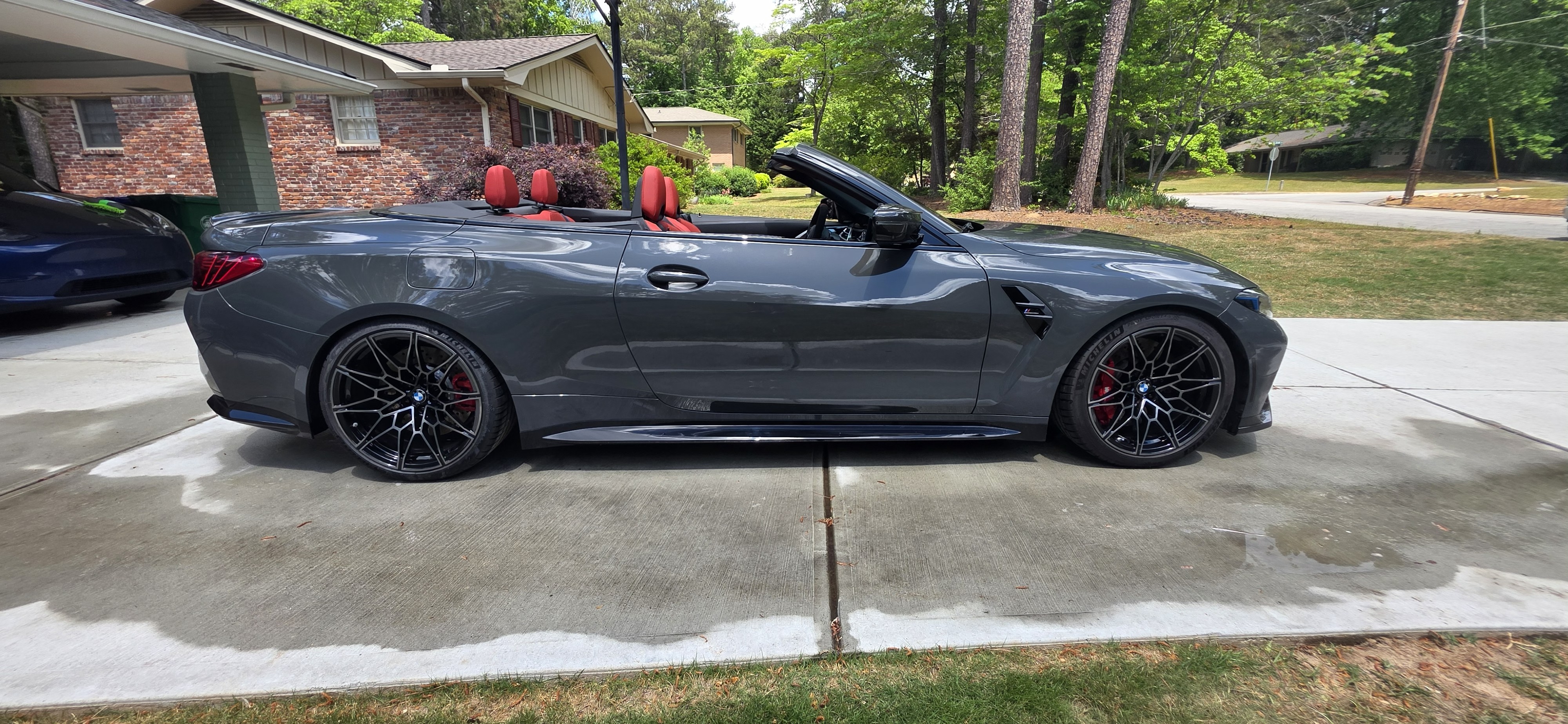 Used 2025 BMW M4 xDrive Competition w/ M Carbon Exterior Package AWD/4WD image 1