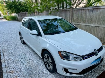 Used 2016 Volkswagen e-Golf SE