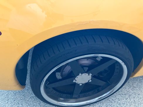 Used 2005 Chevrolet Corvette Coupe w/ Preferred Equipment Group image 13