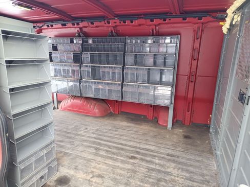 Used 2013 Chevrolet Express 1500 image 16