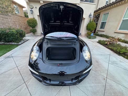 Used 2015 Porsche 911 Carrera S image 22