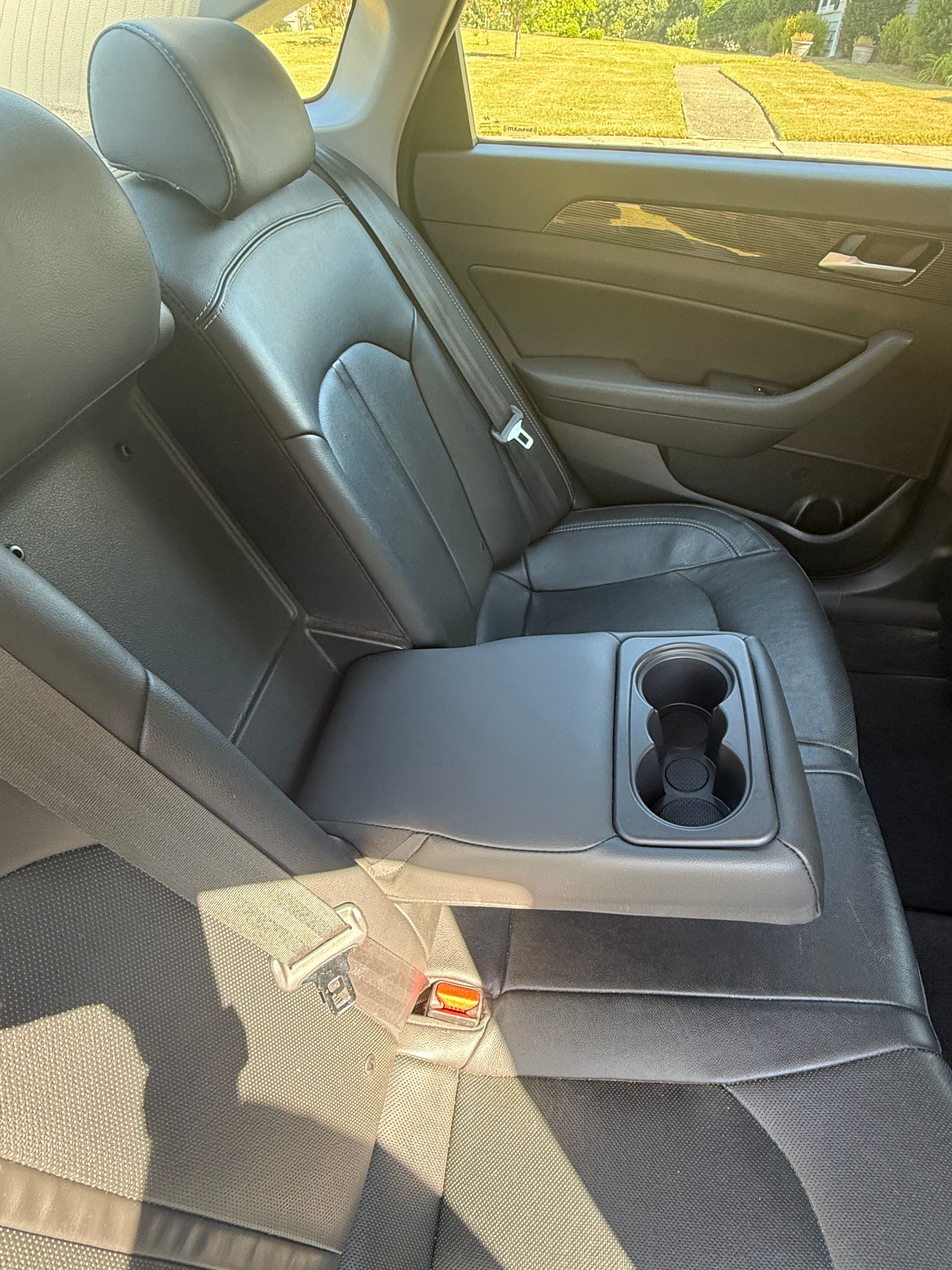 Used 2018 Hyundai Sonata Limited FWD image 14