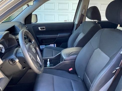 Used 2011 Honda Pilot EX image 10