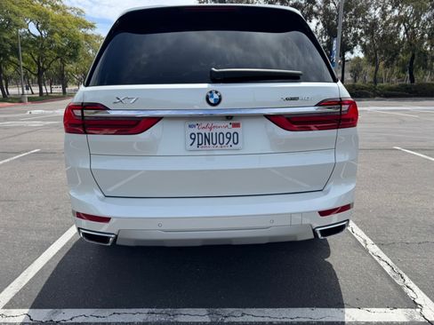 Used 2020 BMW X7 xDrive40i w/ Executive Package AWD/4WD image 2