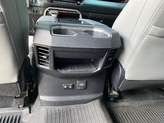 Used 2025 Toyota Tundra SR5 AWD/4WD image 16