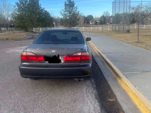 Used 1999 Honda Accord LX image 2