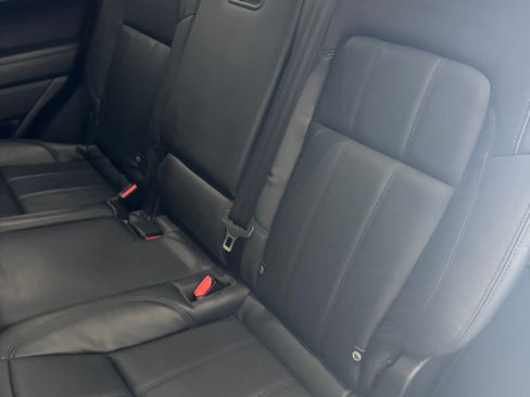 Used 2018 Land Rover Range Rover Sport HSE AWD/4WD image 14