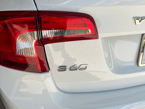 Used 2014 Volvo S60 T5 AWD/4WD image 11