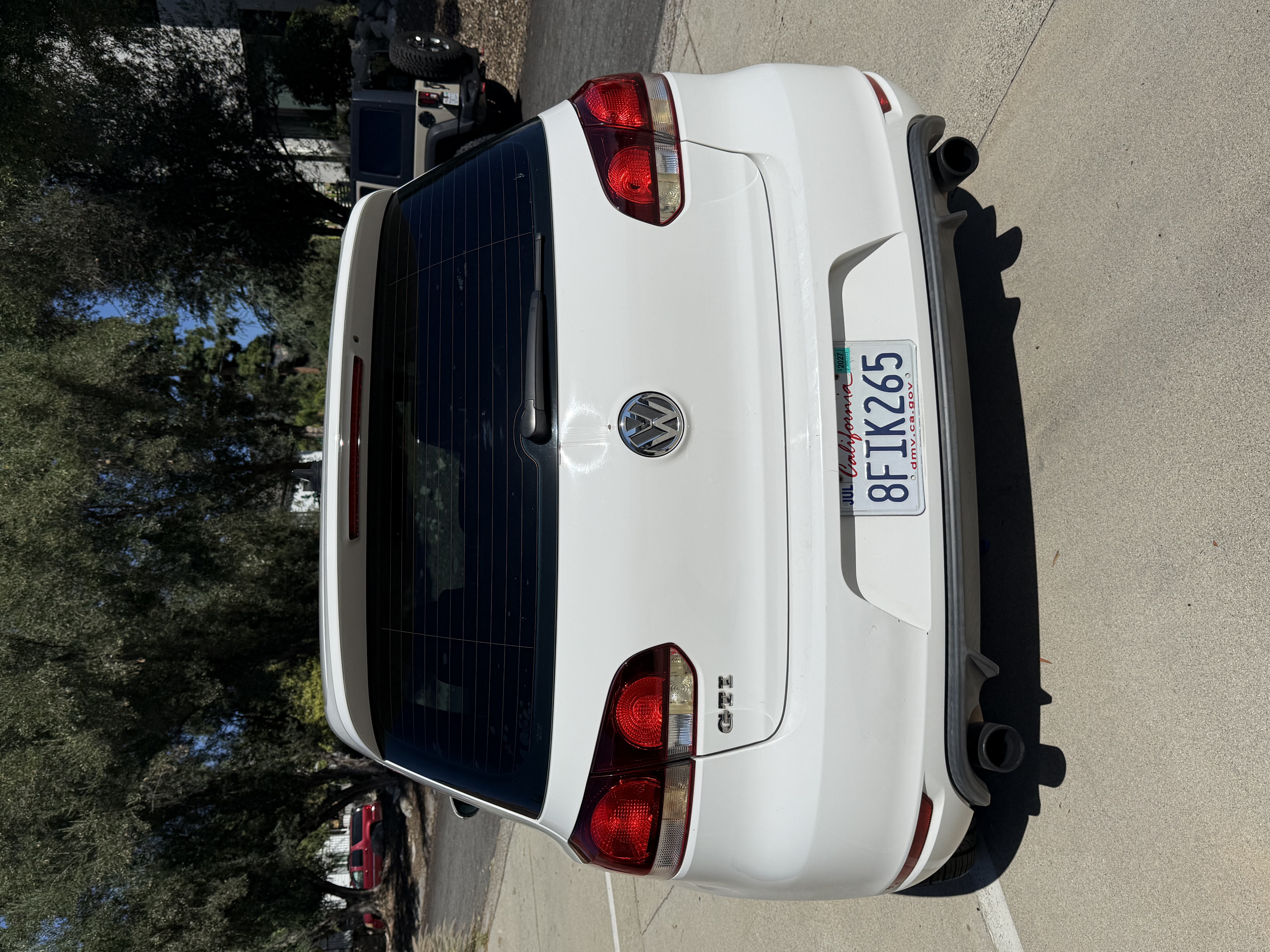 Used 2013 Volkswagen Golf 4-Door FWD image 12