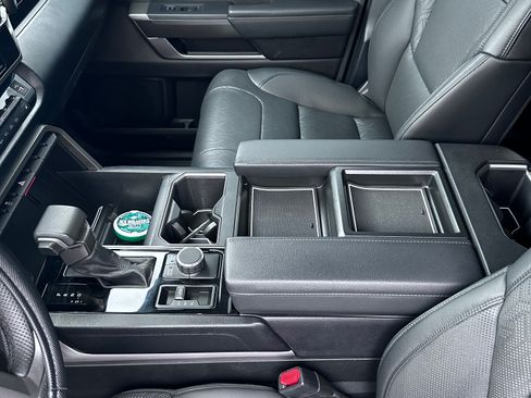 Used 2022 Toyota Tundra SR5 image 18