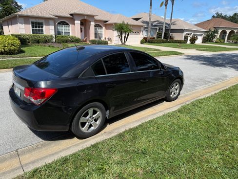 Used 2016 Chevrolet Cruze LT w/ Technology Package image 5
