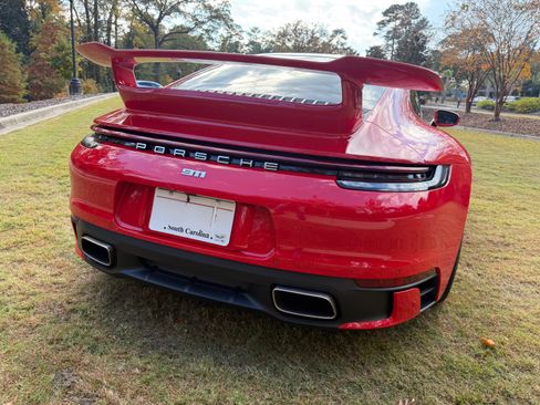 Used 2020 Porsche 911 Carrera image 5