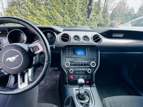 Used 2019 Ford Mustang GT w/ GT Performance Package image 10