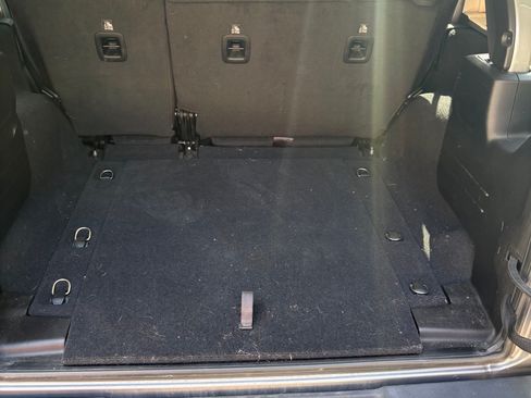 Used 2019 Jeep Wrangler Unlimited Sport S AWD/4WD image 12