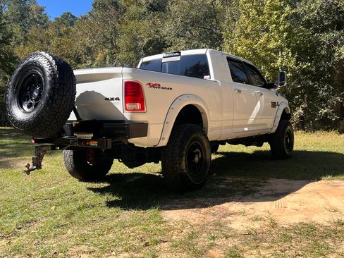 Used 2014 RAM 2500 Limited image 8