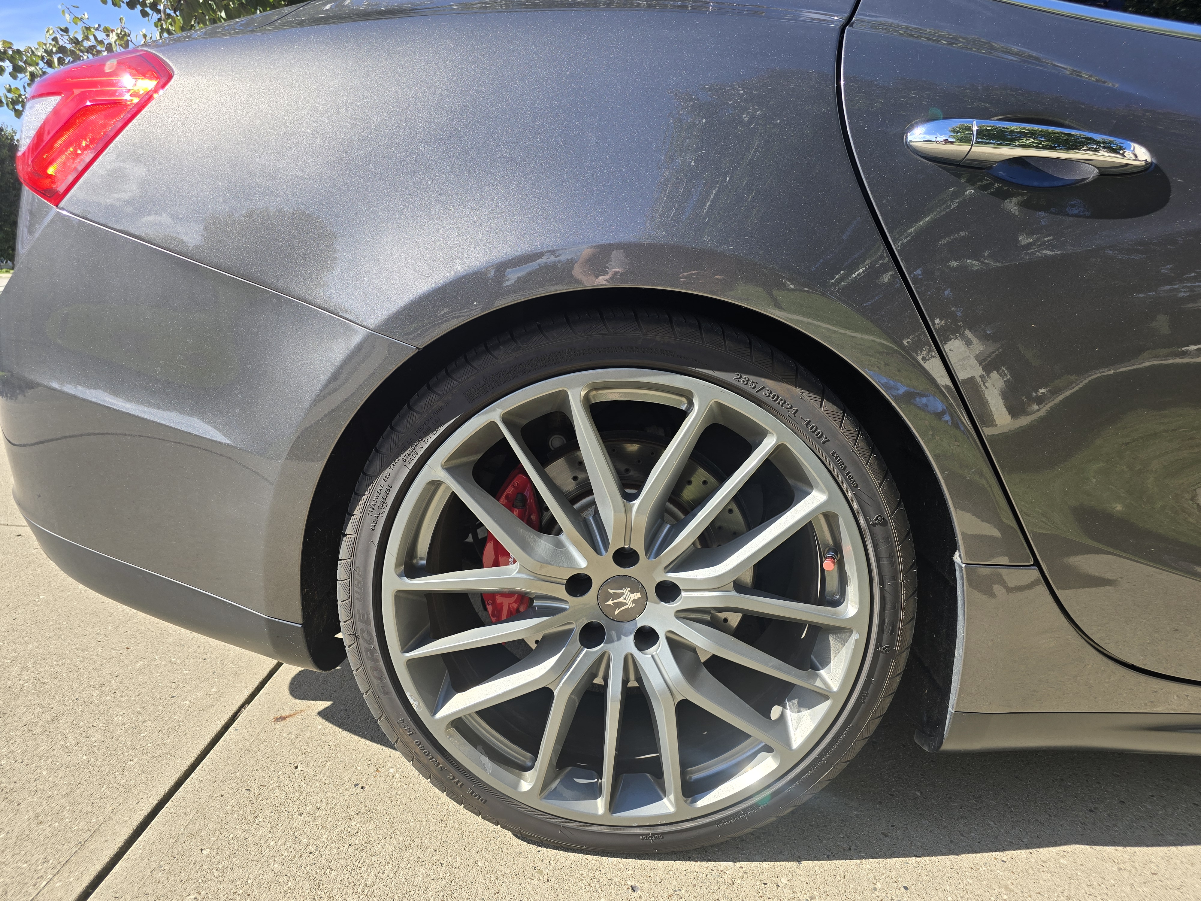 Used 2015 Maserati Ghibli S Q4 AWD/4WD image 9