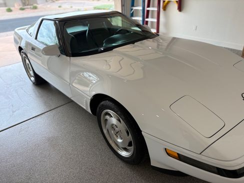 Used 1995 Chevrolet Corvette Coupe RWD image 6