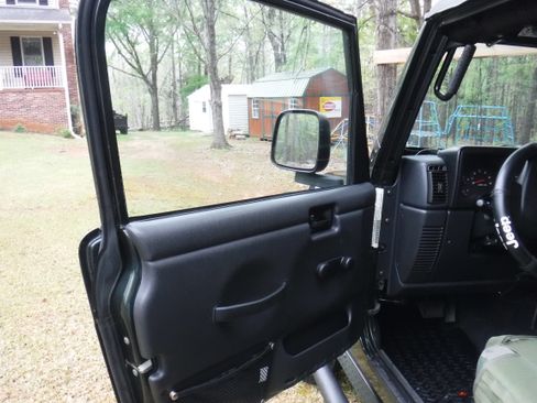 Used 2005 Jeep Wrangler X w/ Willys Edition Group image 12