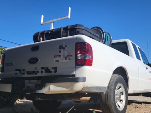 Used 2010 Ford Ranger XLT image 4