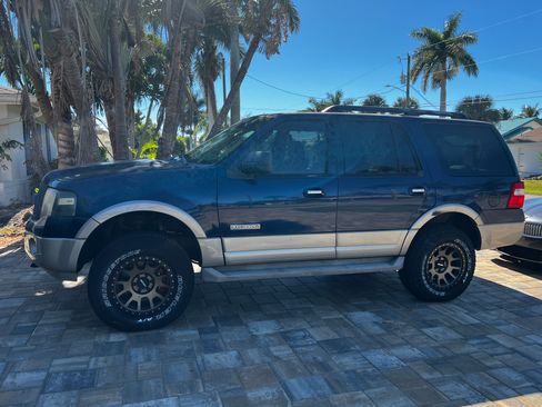 Used 2008 Ford Expedition Eddie Bauer image 1